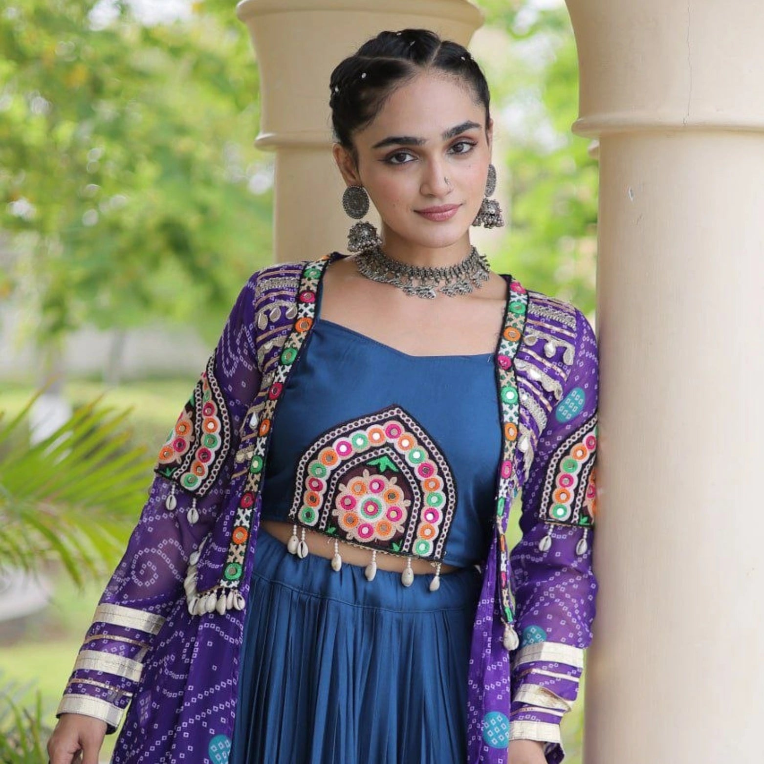 Rangrez Kutchi Bandhani Twirl Set