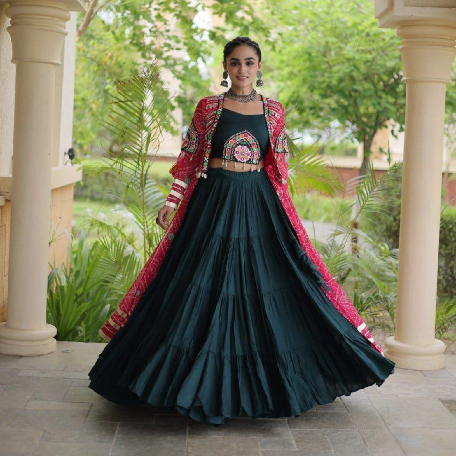 Rangrez Kutchi Bandhani Twirl Set