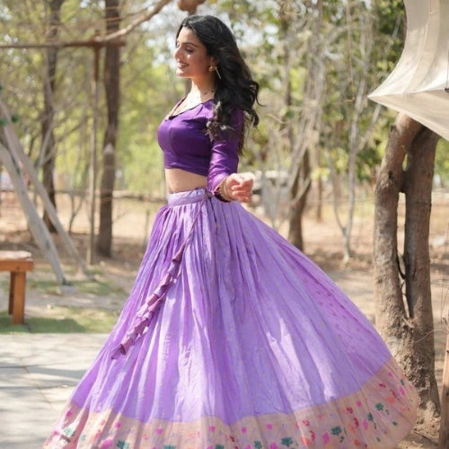 Lavender Riwaayat Lehenga Set
