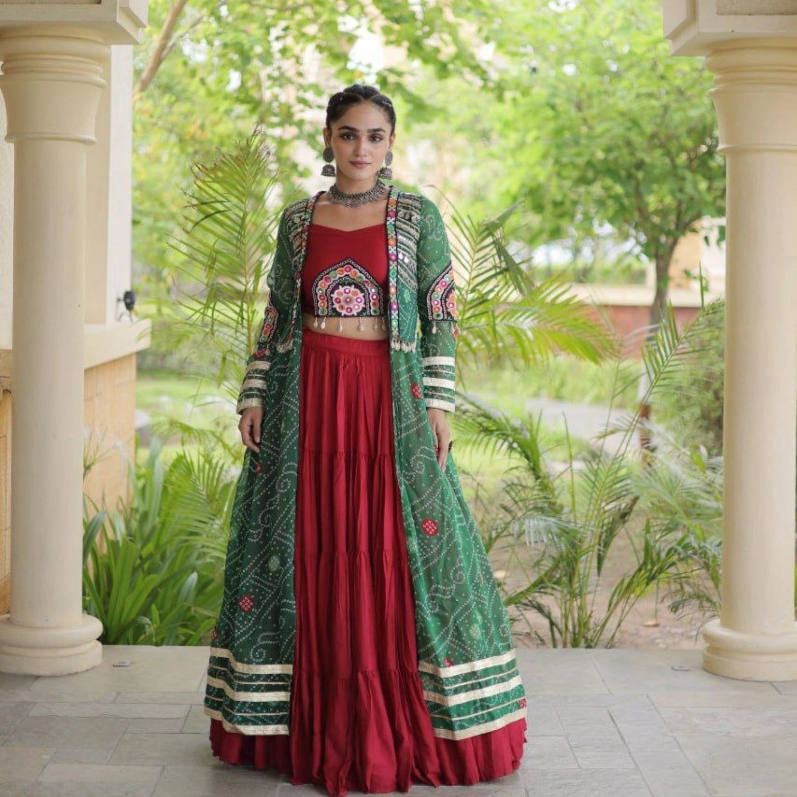 Rangrez Kutchi Bandhani Twirl Set