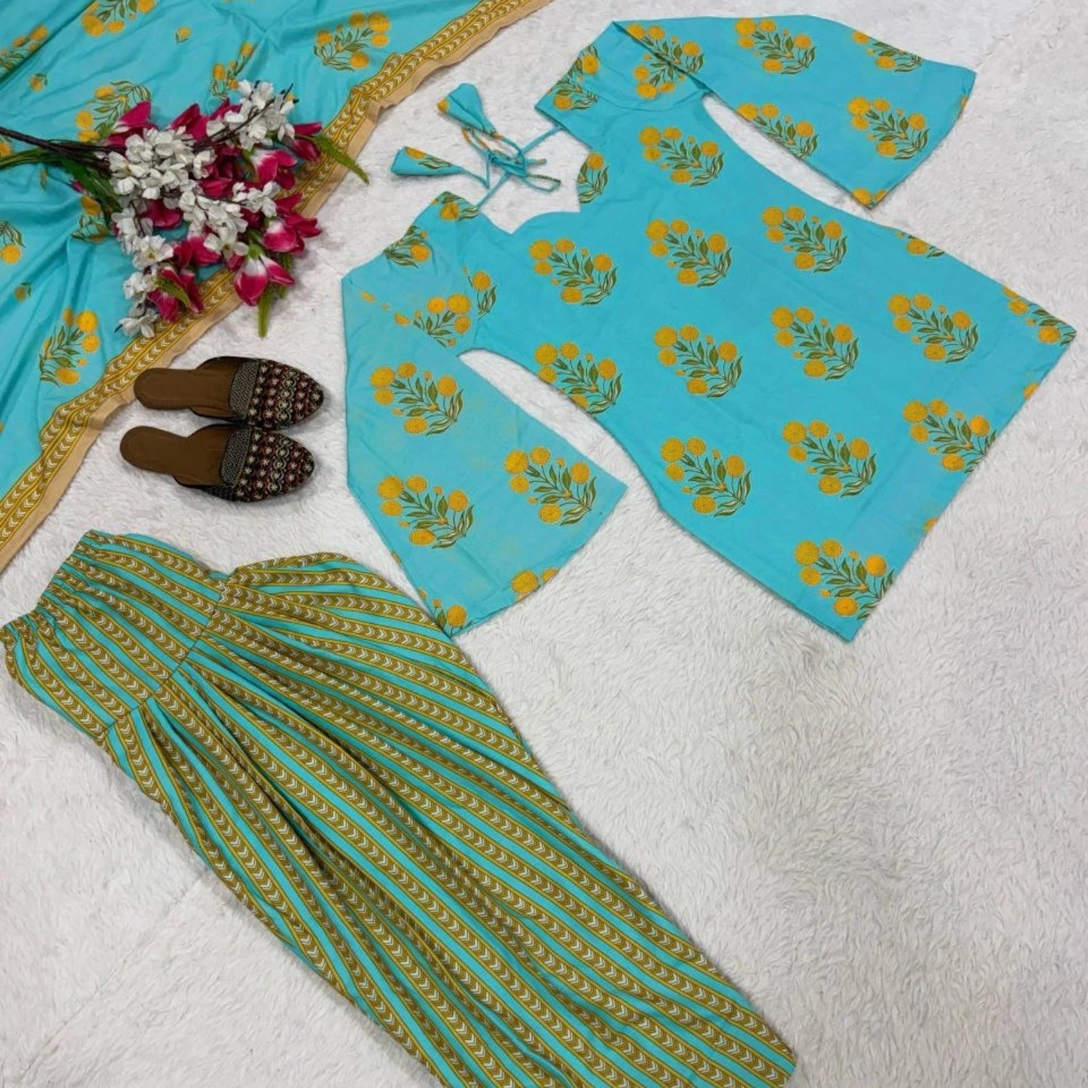 Ziya Cambric Cotton Printed Farshi Set