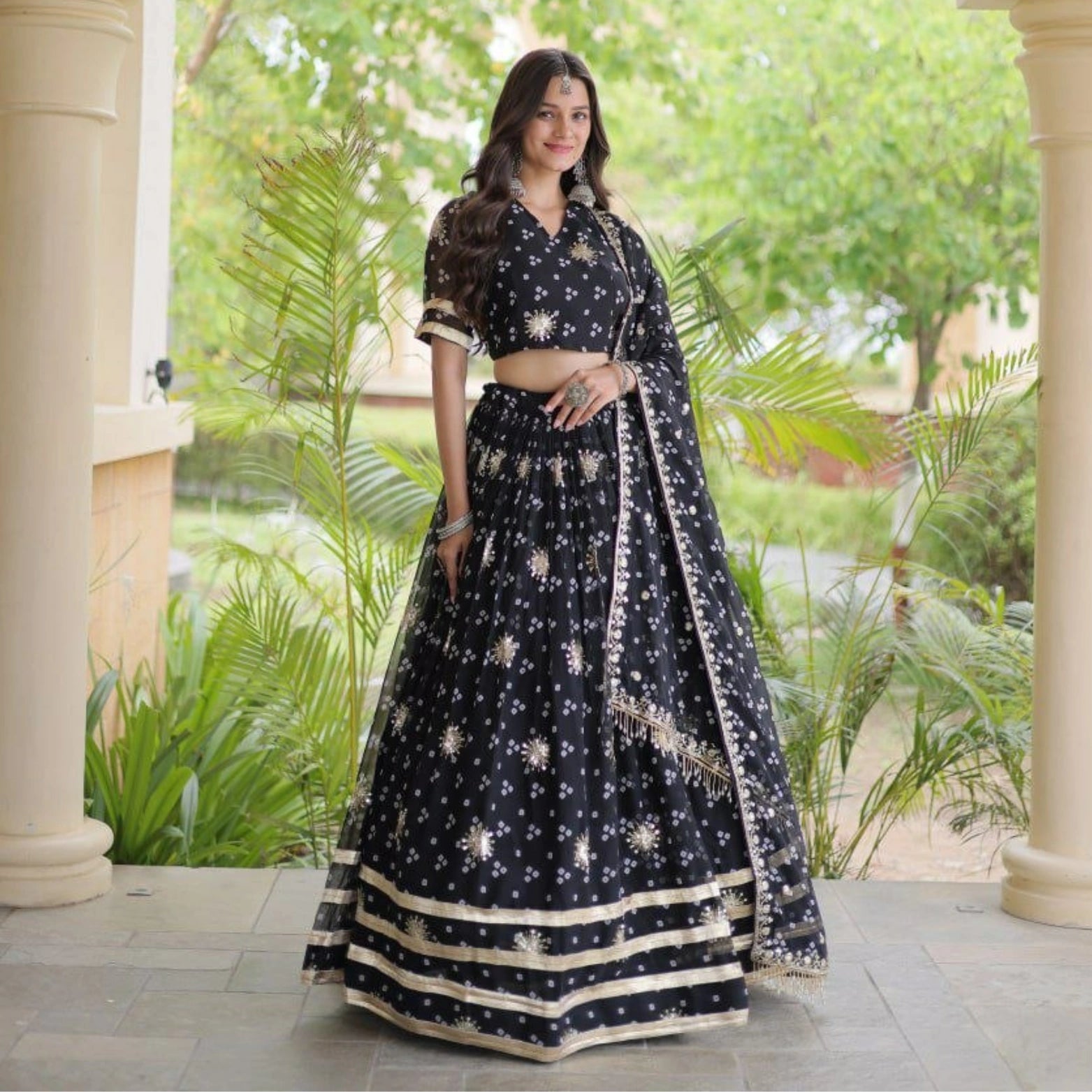 Riwaayat Bandhej Zari Lehenga Set