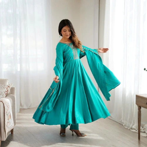 Anarkali Roman Chanderi Gown