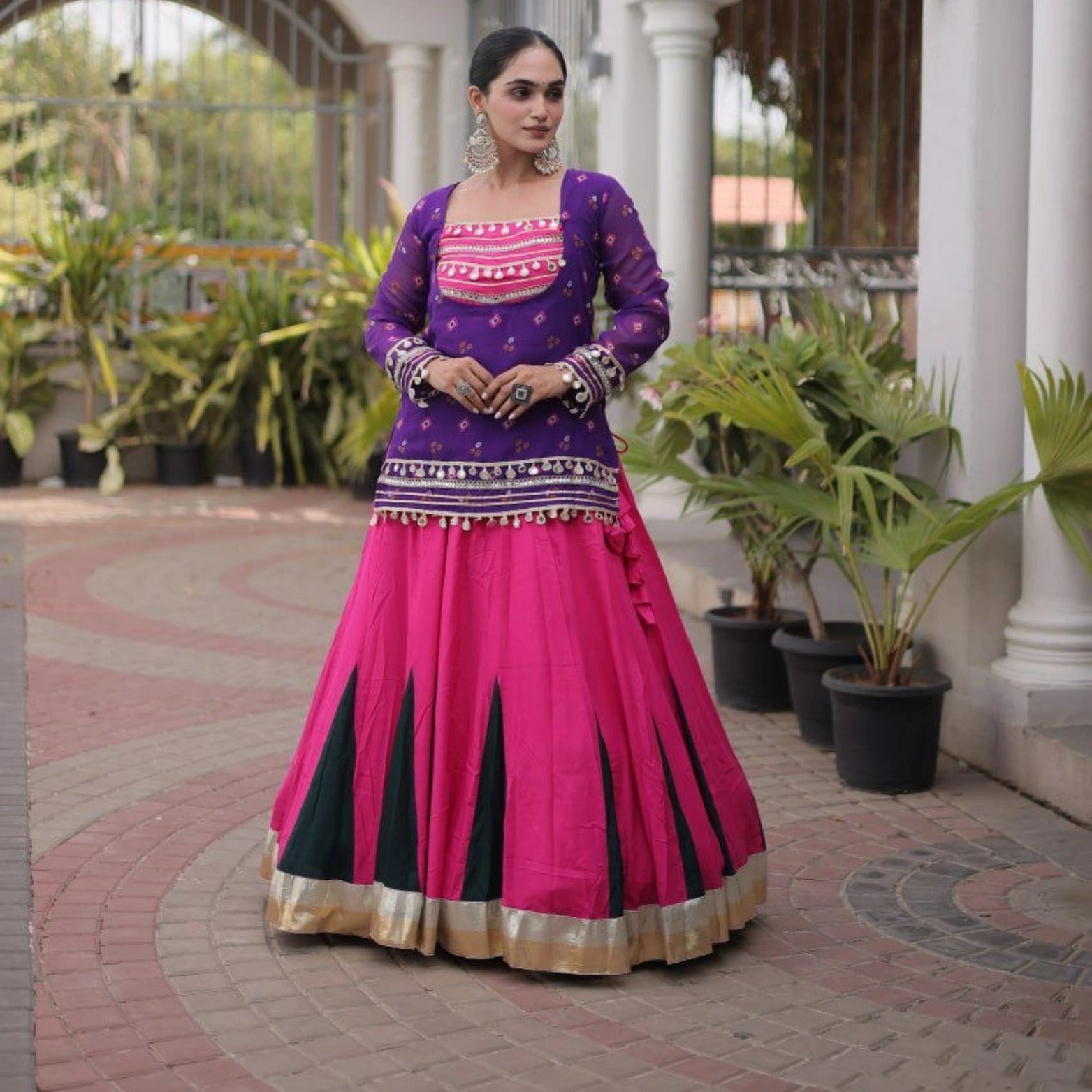 Riwaayat Kutchi Kali Lehenga Set