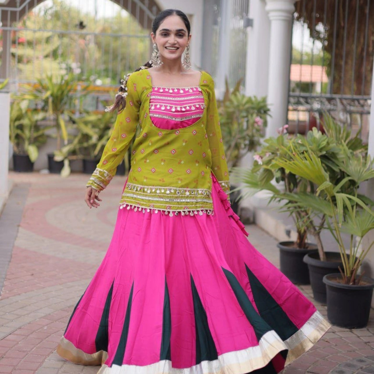 Riwaayat Kutchi Kali Lehenga Set