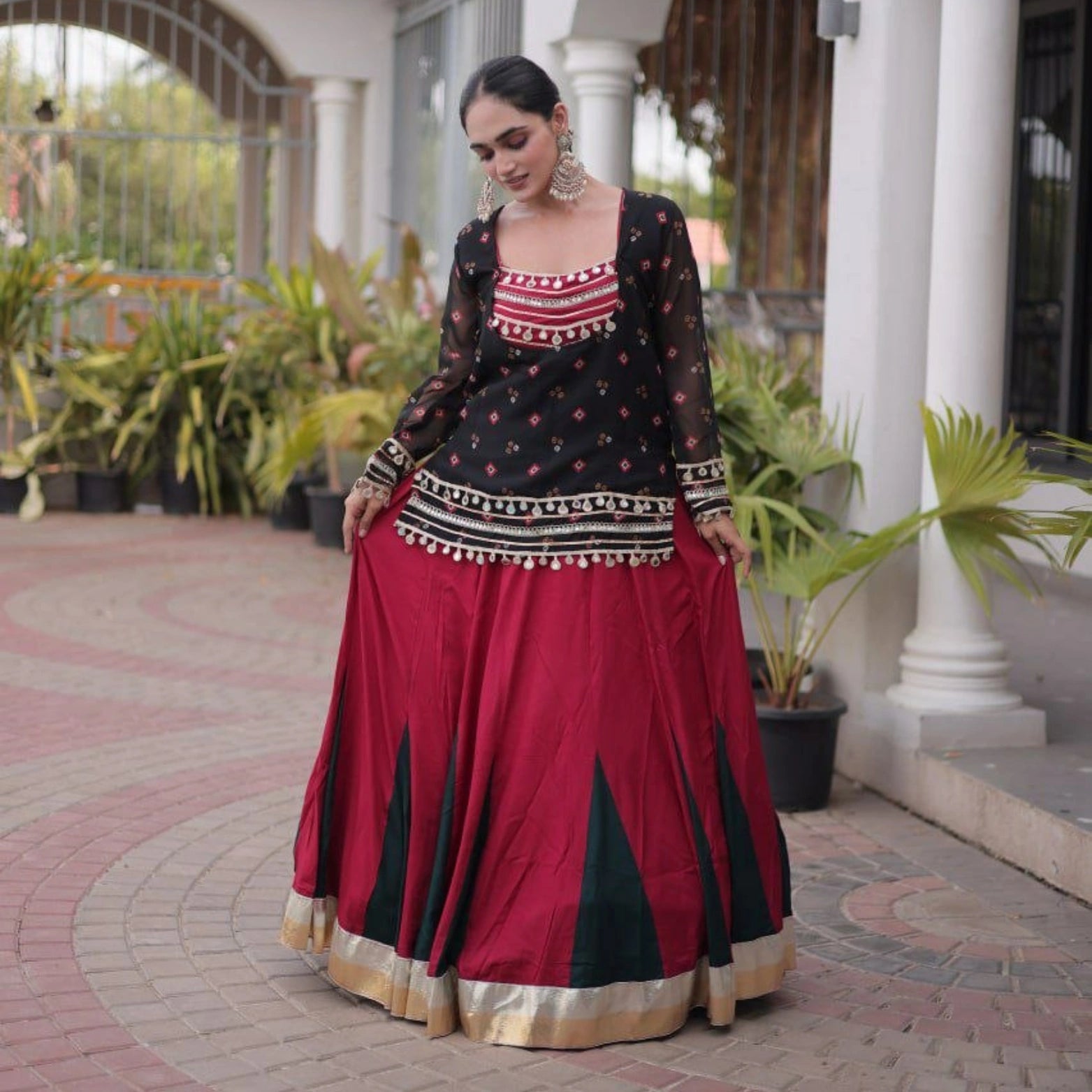 Riwaayat Kutchi Kali Lehenga Set