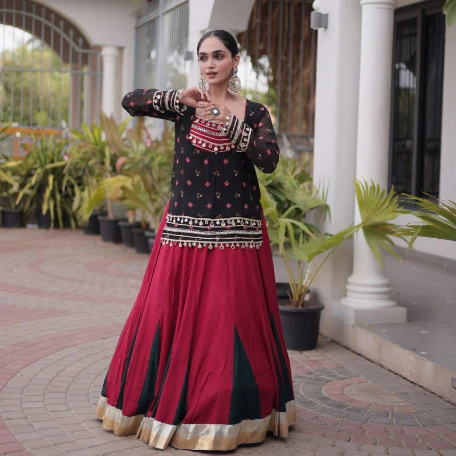 Riwaayat Kutchi Kali Lehenga Set