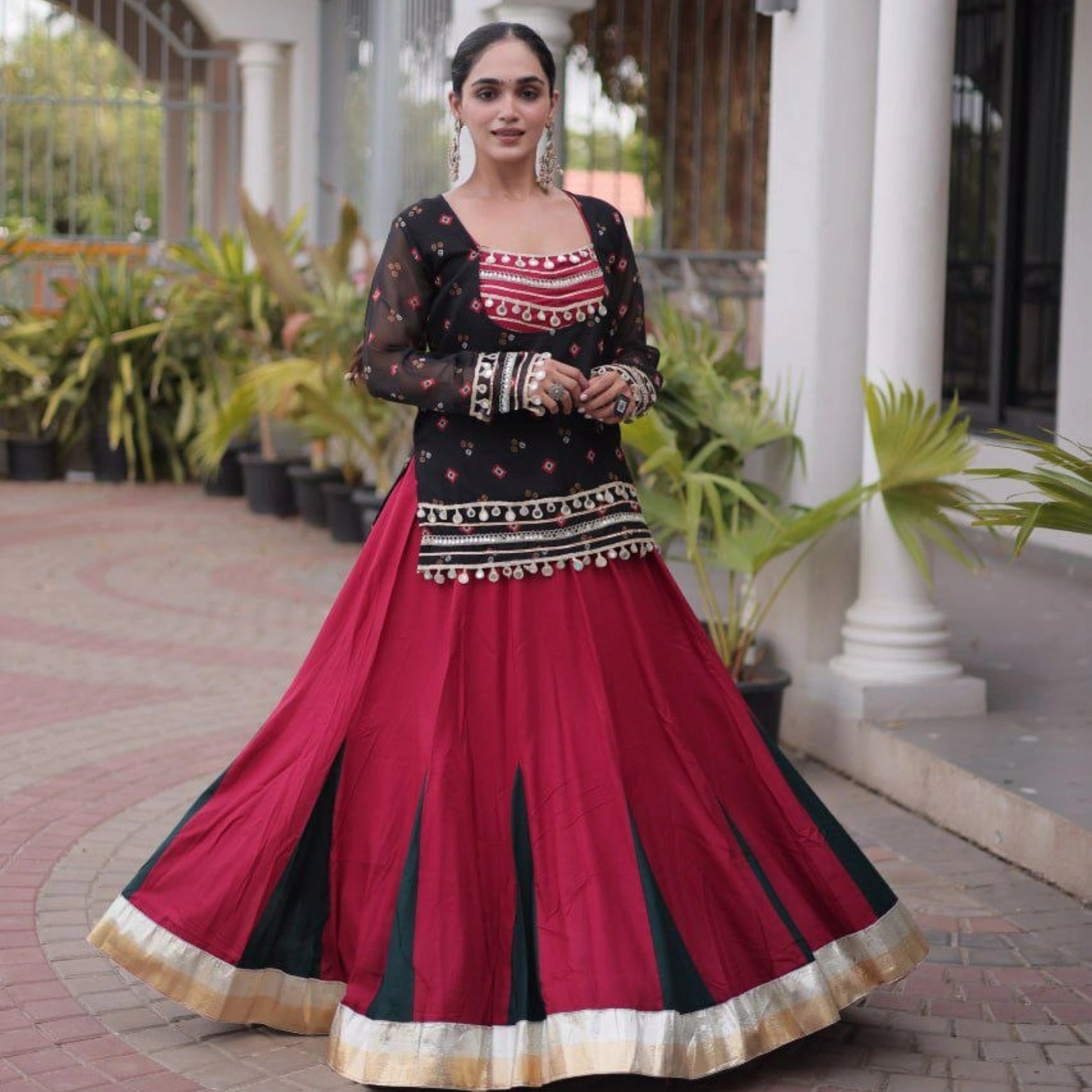Riwaayat Kutchi Kali Lehenga Set