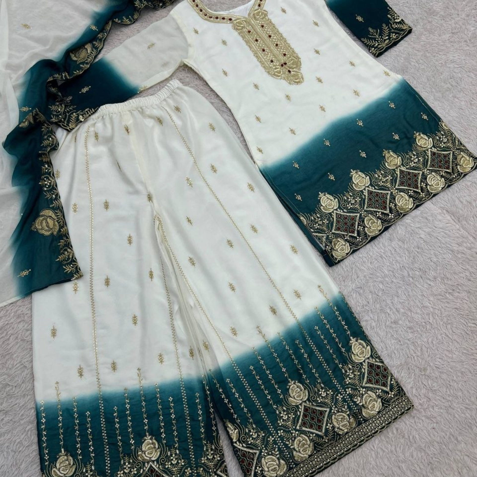 Zareen Dual-Tone Georgette Suit Set