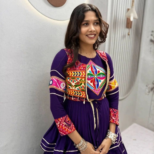 Aarohi Gamthi Mirrorwork 9-Metre Lehenga Set