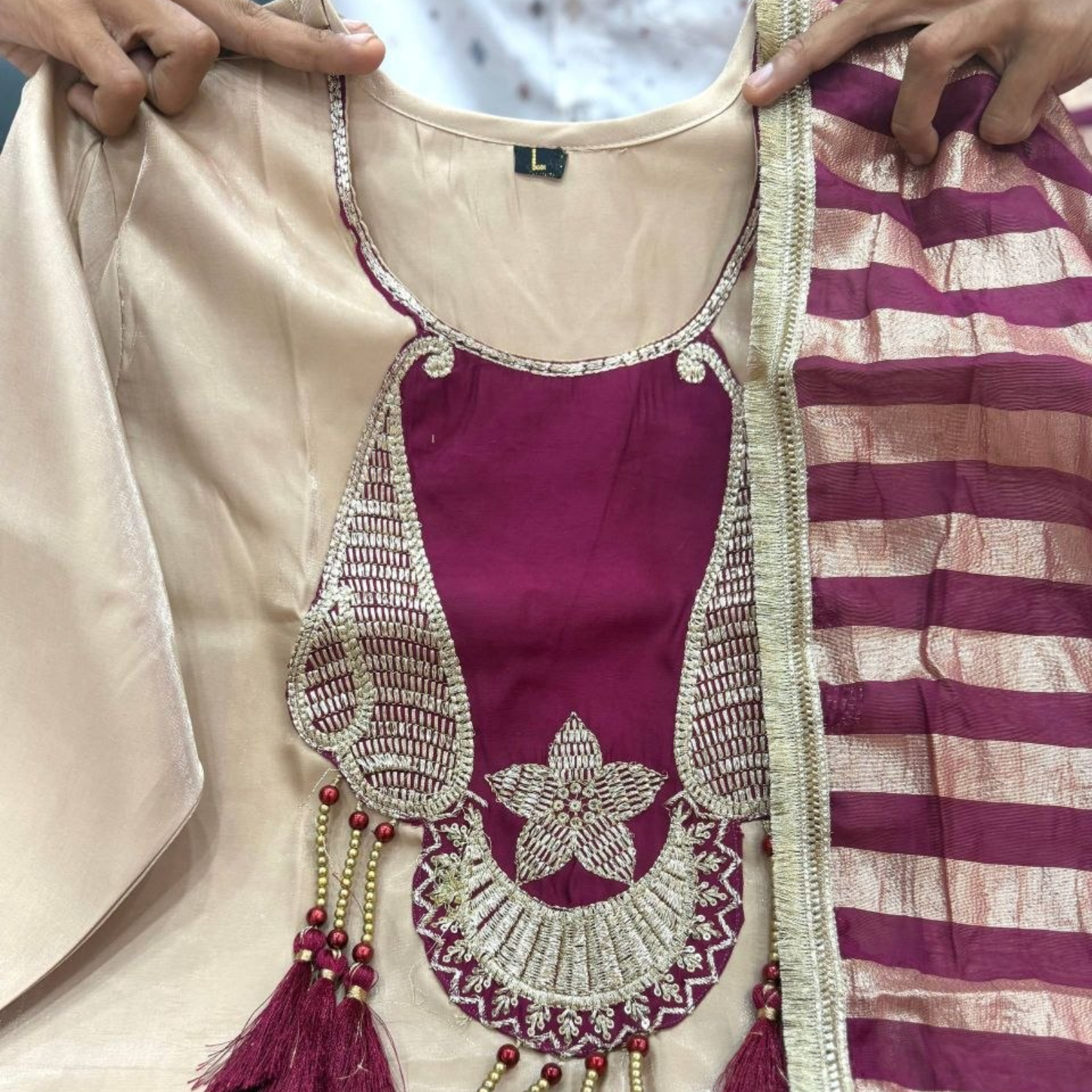 Areeza Glass Malai Silk Suit Set