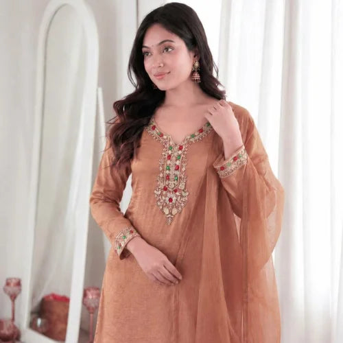Aarohi Salsa Silk Kundan Set