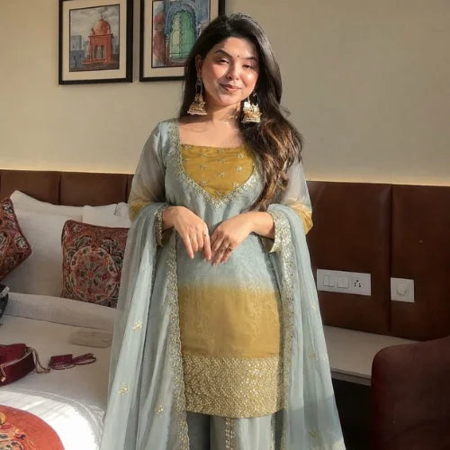 Aarohi GMY Silk Embroidered Set