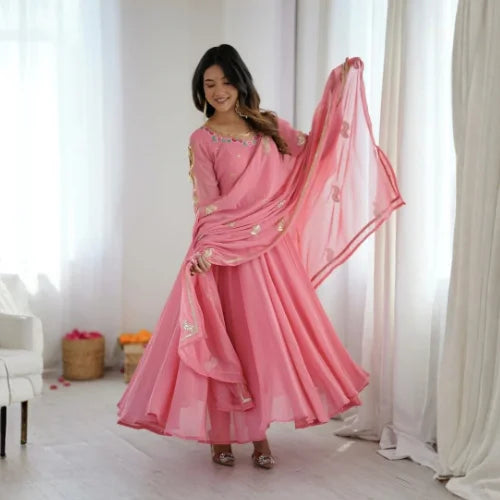 Aaradhya Royal Swirl Gown Set