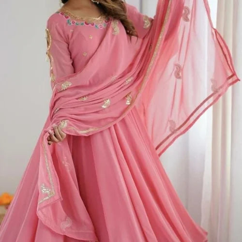 Aaradhya Royal Swirl Gown Set