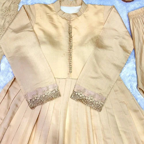 Embroidered Roman Silk Gown Set