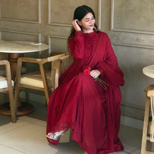 Embroidered Roman Silk Gown Set