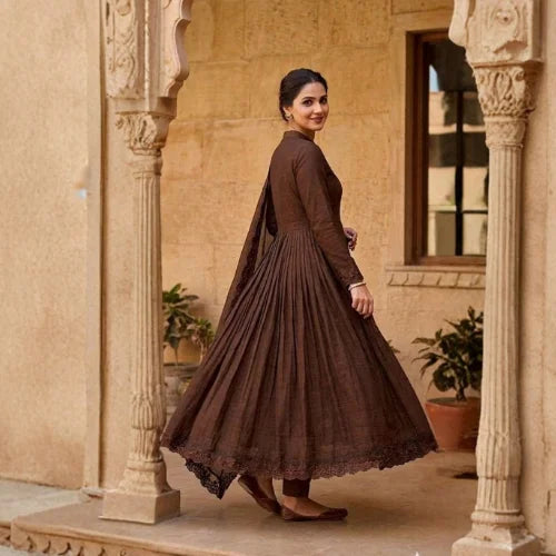 Embroidered Roman Silk Gown Set