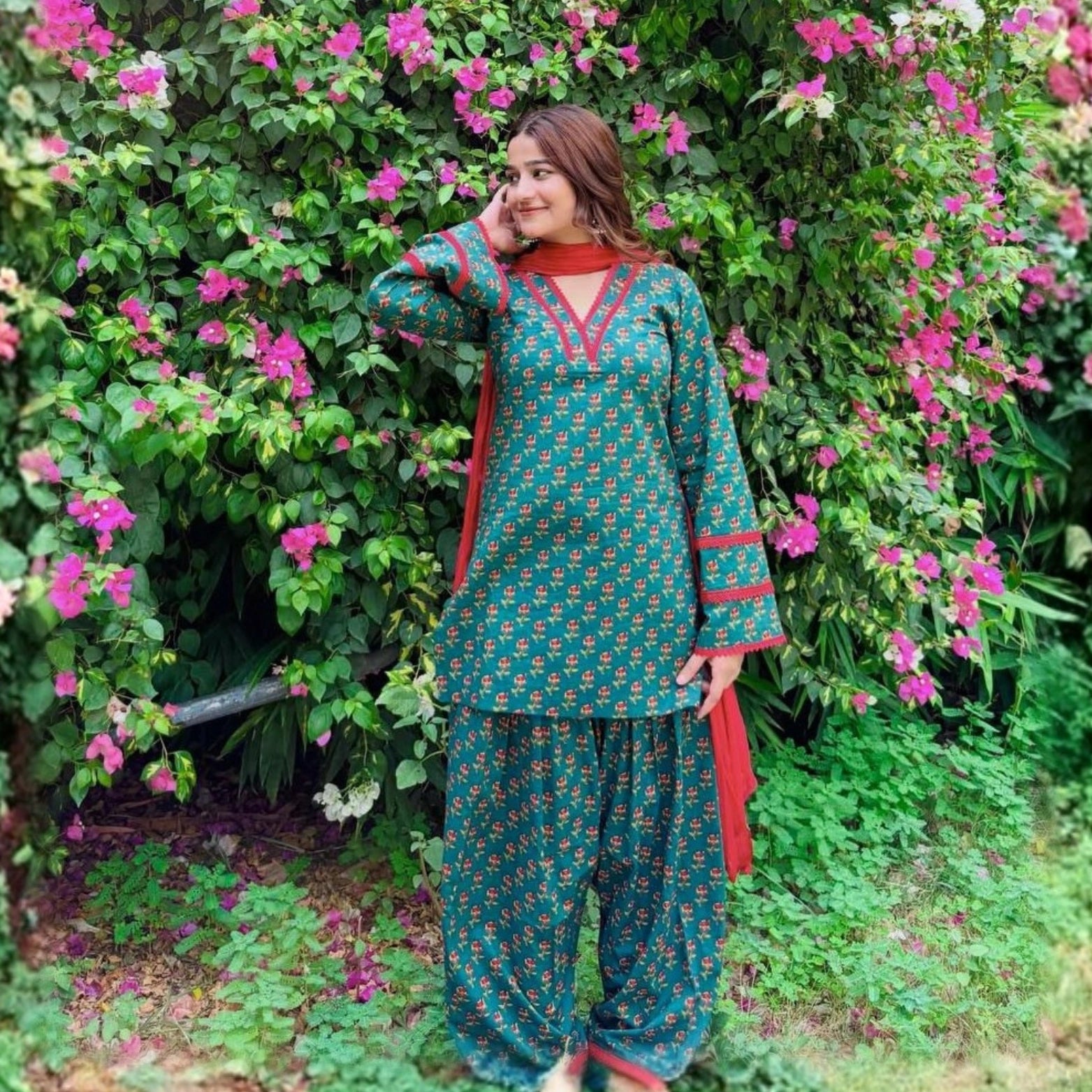 Emerald Bloom Farshi Set