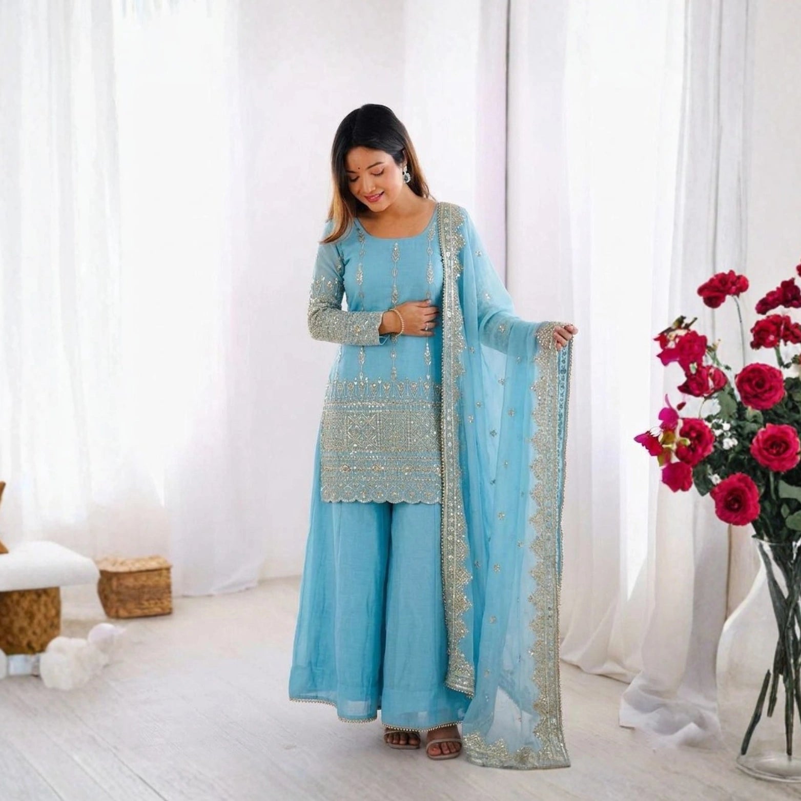 Aabroo Vichitra Sharara Set