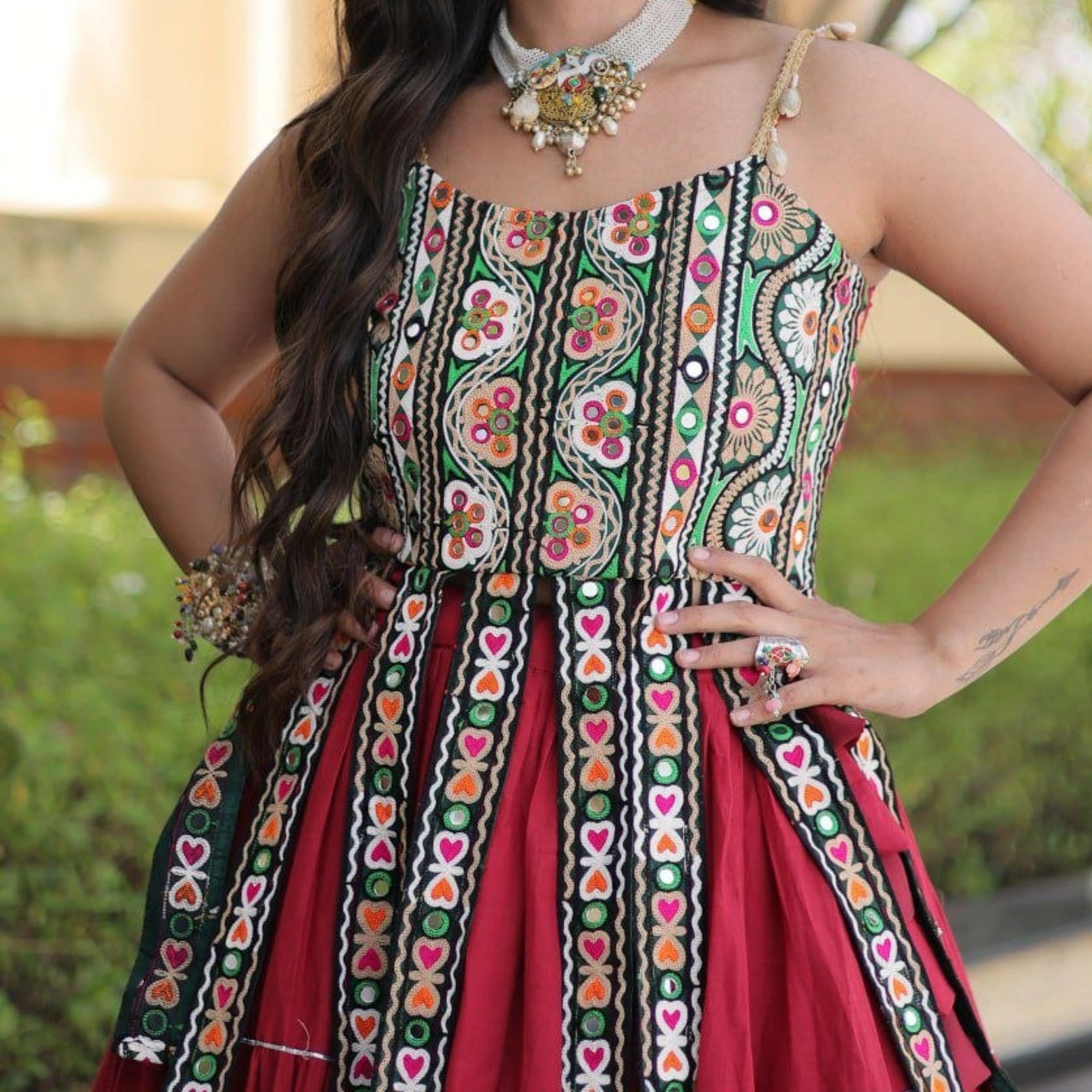 Gulnaar Kutchi Kora Leheng