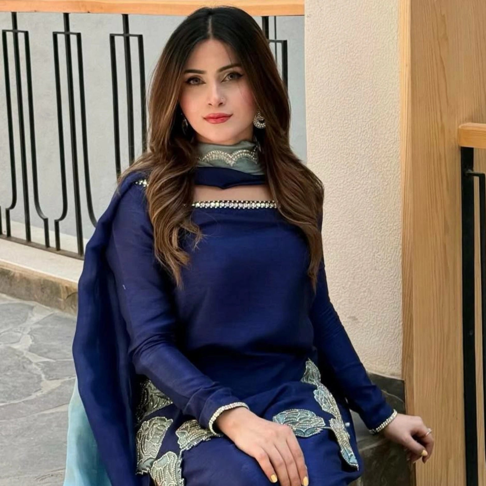 Midnight Zehra Farshi Set