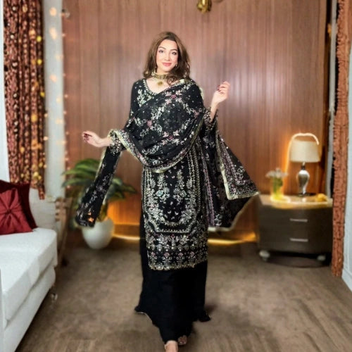 Raaniya Mirror Drape Set