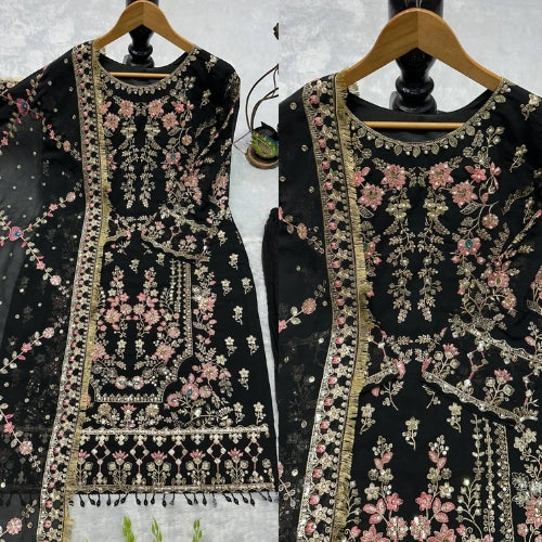 Raaniya Mirror Drape Set