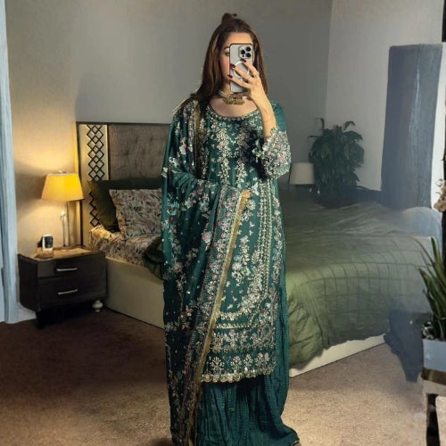 Raaniya Mirror Drape Set