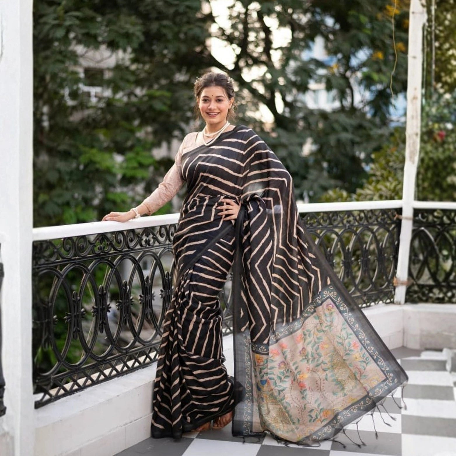 Tussar Silk Leheriya Saree with Kalamkari Peacock Pallu