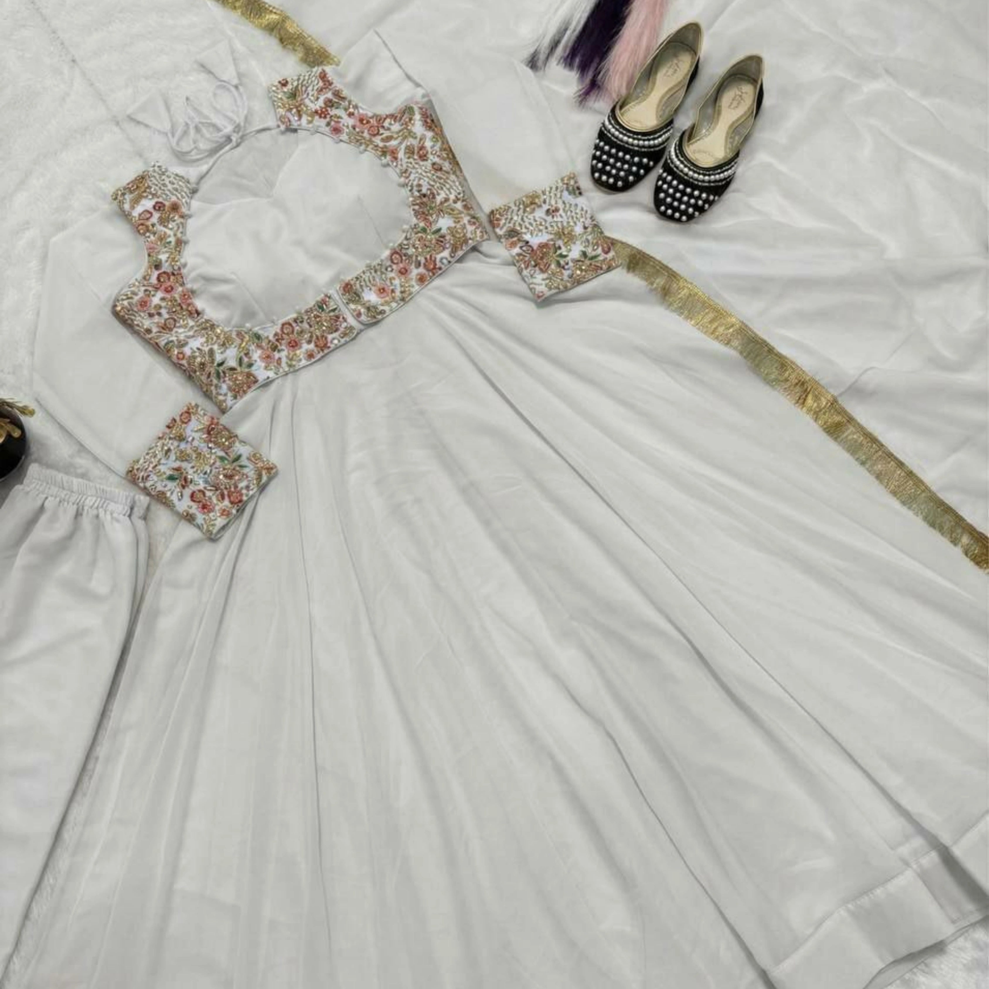 Ethnic Aura Multi-Needle Embroidered Anarkali