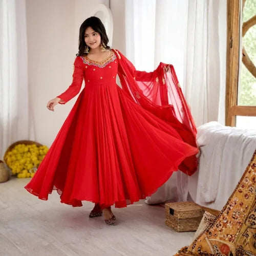 Aaradhya Royal Swirl Gown Set