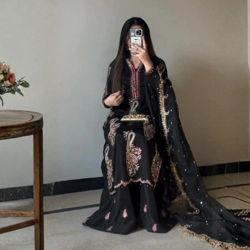 Aanya Chinnon Plazzo Suit