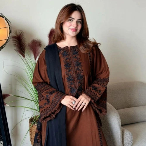 Aafiya Roman Silk Embroidered Set