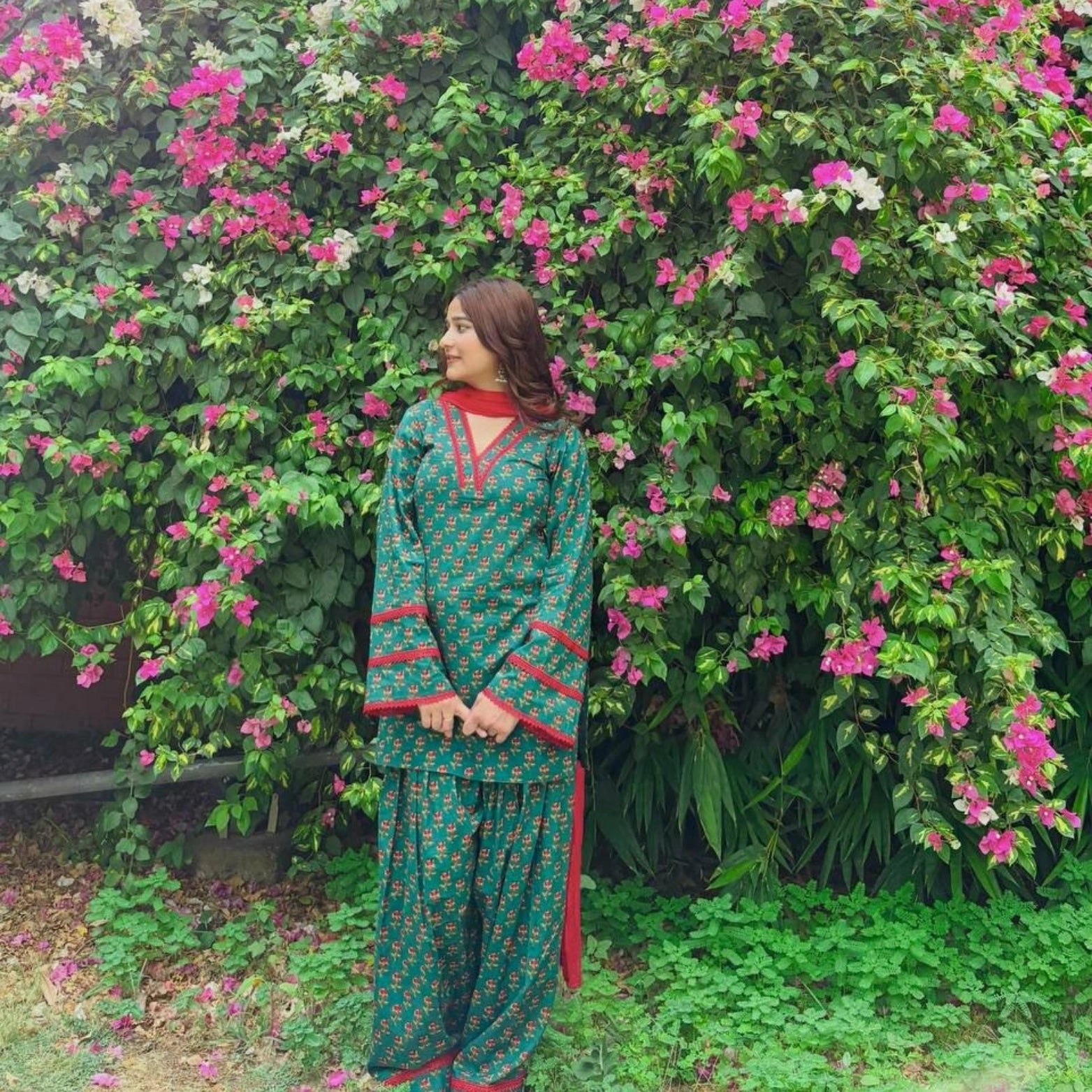 Emerald Bloom Farshi Set
