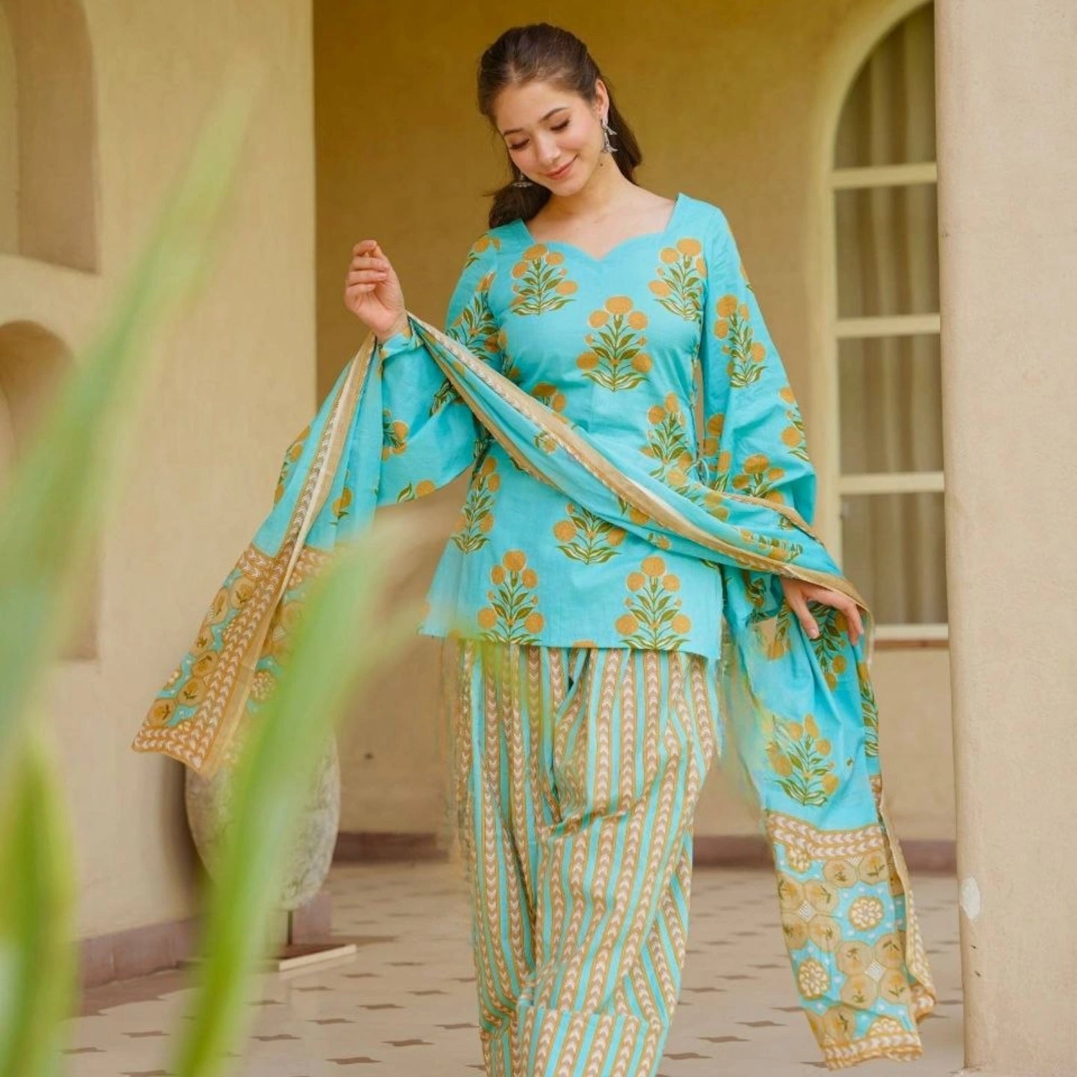 Ziya Cambric Cotton Printed Farshi Set
