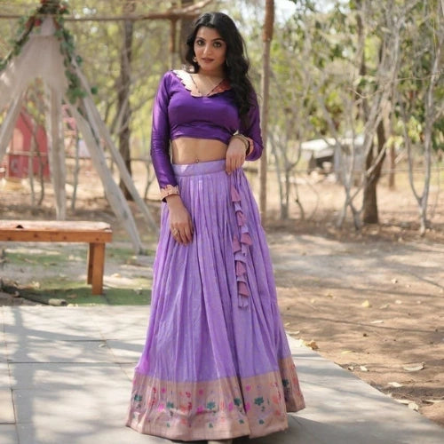 Lavender Riwaayat Lehenga Set